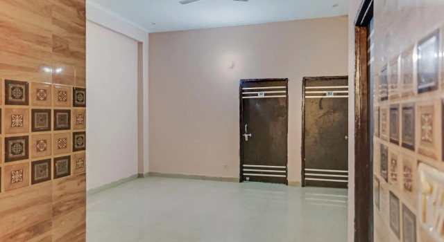OYO Flagship 76746 Goodluck Residency