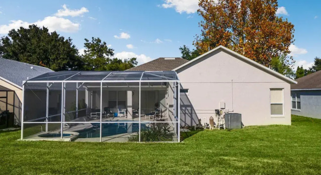 Four Bedroom Pool Home - 344 GL - Vusa