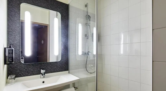 Двухместный номер Standard B&B HOTEL Versailles Le Chesnay