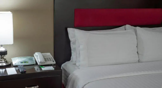 Номер Standard Ramada by Wyndham CDMX Perinorte