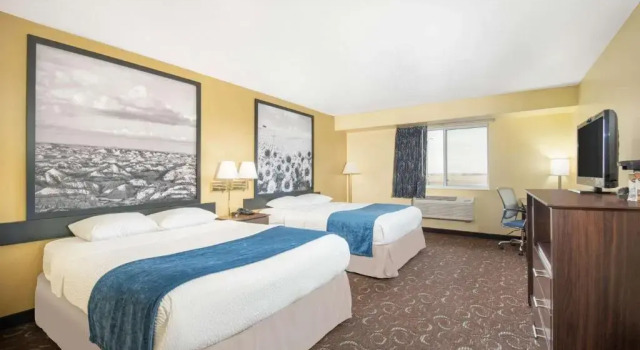 Четырёхместный номер Standard Four Seasons Inn