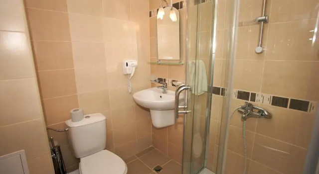 Четырёхместный номер Standard с балконом Hotel Atol
