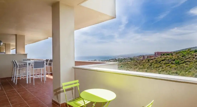 Апартаменты 2285 Superb 3 bedrooms and seaview-Rock Bay I