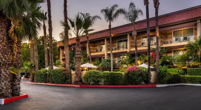 Номер Standard Hotel Pepper Tree Boutique Kitchen Studios - Anaheim