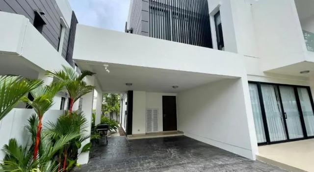 Вилла Laguna Park Modern Pool Villa