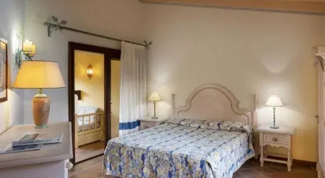 Апартаменты Beautiful Il Giardino Degli Oleandri one Bedroom Premium Apartment Sleeps 4