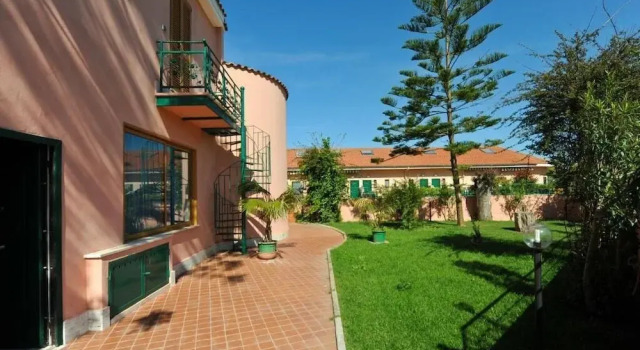 La Perla Del Tirreno, Boek Hotel Hotels in Lazio met zwembad, Zwembad