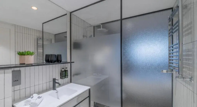 Номер Connecting Premium Meliá White House