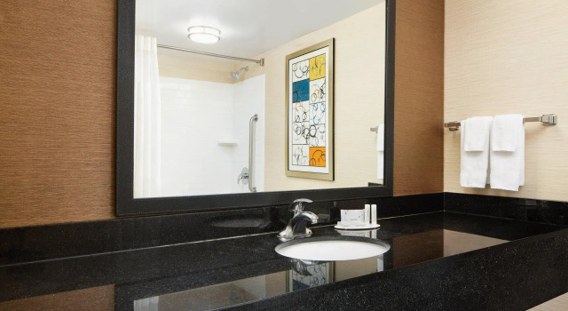 Четырёхместный номер Standard Fairfield Inn and Suites by Marriott Plainville