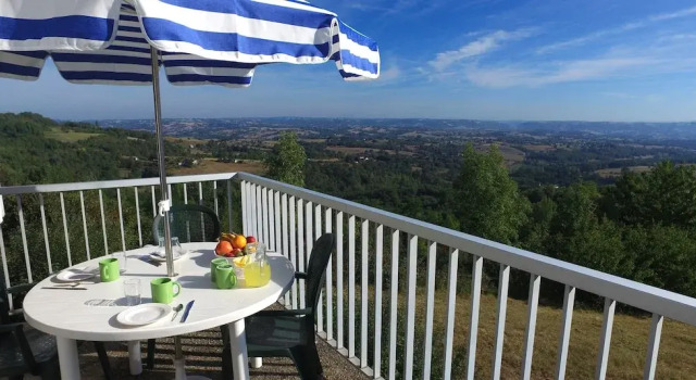 VVF Villages « Le Balcon Corrézien » Ayen
