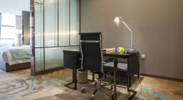 Двухместный номер Business с видом на озеро Ramada Plaza by Wyndham Nanxun
