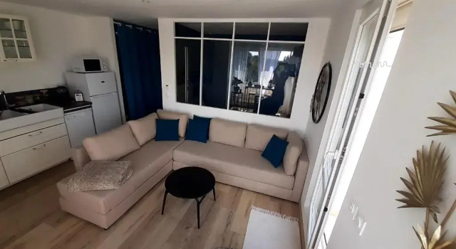 confortable appartement T2, Rezerwuj Apartament Hotele w Camargue z parkingiem, Parking