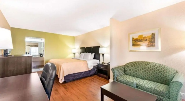 Номер Standard Quality Inn & Suites Orlando Airport
