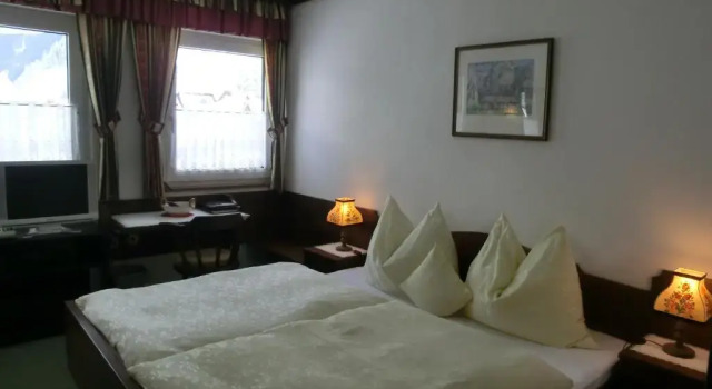Двухместный номер Standard с видом на горы Hotel garni Landhaus Bürtlmair