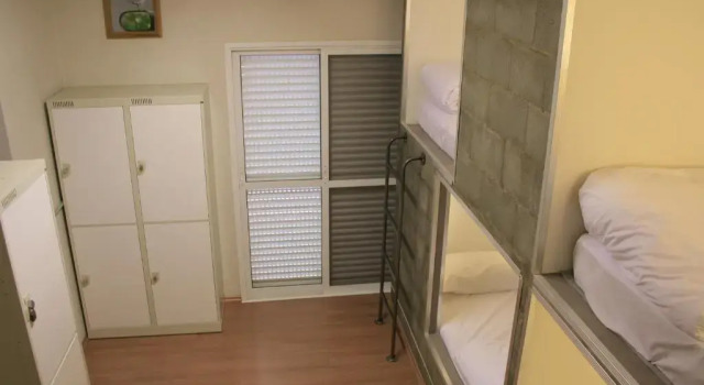 Кровать в общем номере (женский номер) Viva Hostel Design