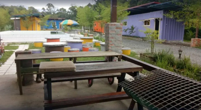 5 Stone Cabin Chalet, Boek Chalet Vakantiehuizen in Perak, Cottage