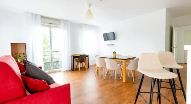 Апартаменты Cerise Nantes Atlantis