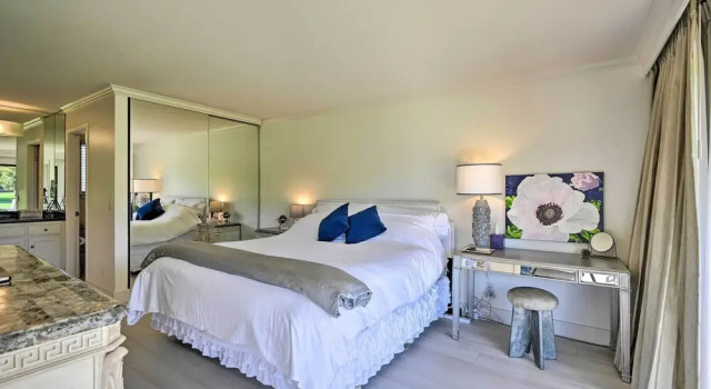 Bright & Airy Napa Condo W/patio on Golf Course!, Забронировать Апартаменты/квартира Апартаменты Напа, рядом с Silverado Resort - North and South Courses, Апартаменты/квартира