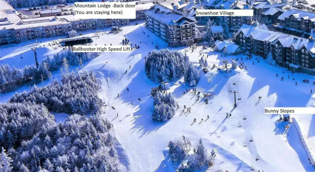 Коттедж Stroll to Slopes, Village Area, Ski in-out MtLodge 149