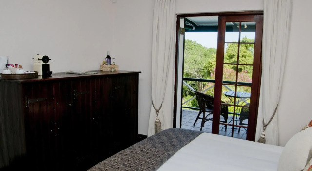Hide-Away Guest House, Reservar Casa de hóspedes Hotéis SPA em Knysna, SPA