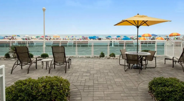 Двухместный номер Standard oceanfront Courtyard by Marriott Ocean City Oceanfront