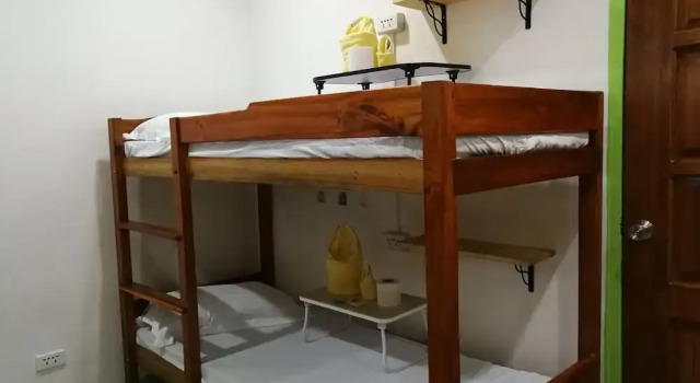 Kaleb Hostel, Book Hostel Tiniguiban Palawan