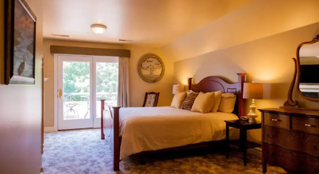 Люкс Deluxe The Oakwood Inn Okoboji