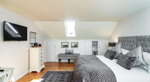 Carmichael House Boutique Hotel, Забронировать Бутик-отель Отели Кейптауна 4 звезды, рядом с Rosebank Railway Station, 4*