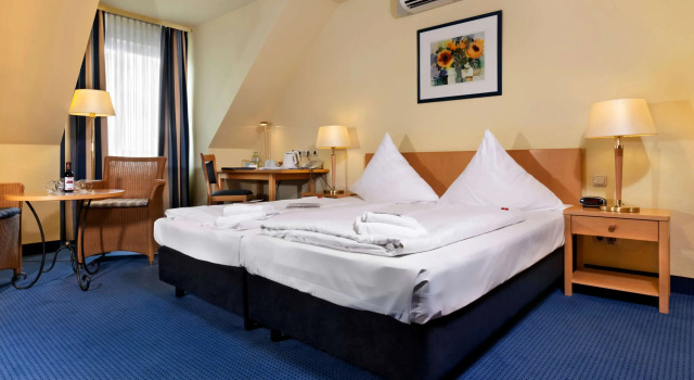Tryp by Wyndham Luebeck Aquamarin, Réserver Hôtel St Lorenz 