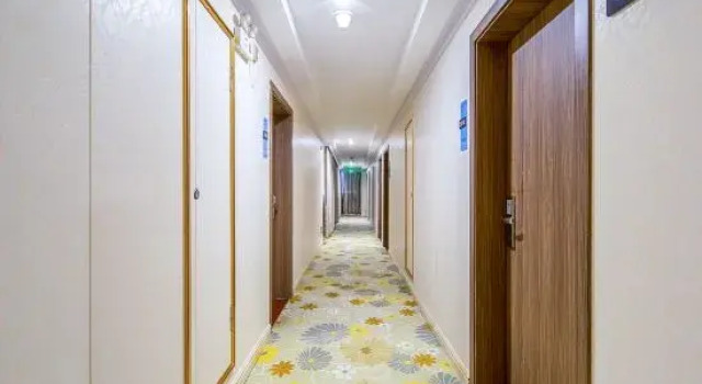 Yeste Meitu Hotel (Nanning Zoo Gaoxin Avenue), Rezerwuj Hotel Hotele w Nanning z parkingiem, Parking