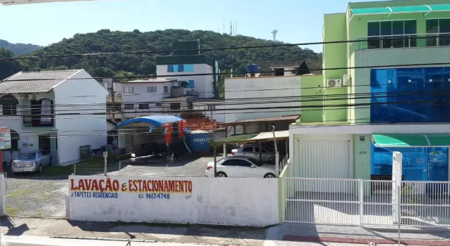 Апартаменты с балконом Quitinete Balneário