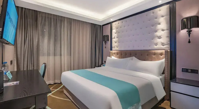 Двухместный номер Comfort Pazhou XANA Deluxe International Hotel Pazhou Convention and Exhibition Center Changgang Metro Station Branch
