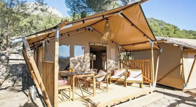 Номер Comfort Camping Castell Montgrí