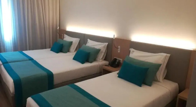 Трёхместный номер Superior Mafra Hotel