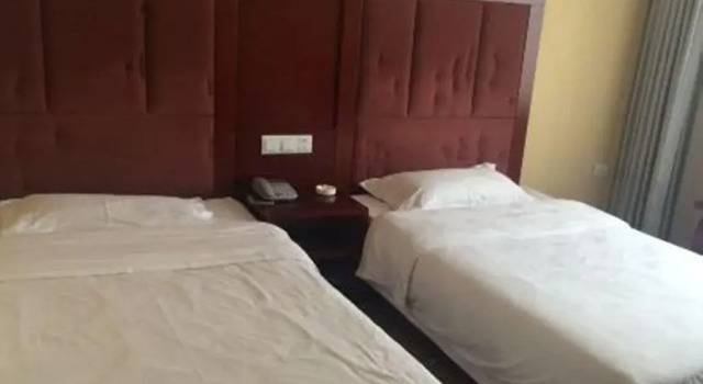 Heng Qiang Business Inn, Prenota Hotel Yulin Shaanxi