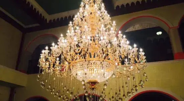 Ya'oulong Castle Hotel, Rezerwuj Hotel Yichun Heilongjiang