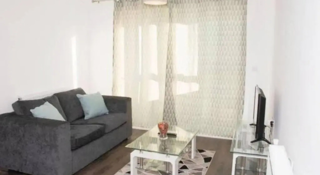 Апартаменты TMS Beautiful 2BR Apartment! Ensuite! Lakeside