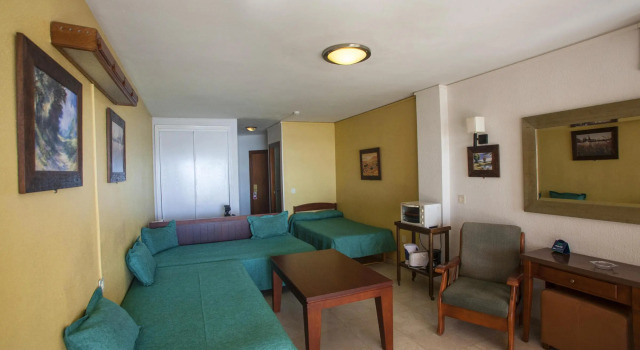 Apartamentos La Jabega, Забронировать Отель СПА-отели Фуэнхирола, рядом с Пристань Puerto Deportivo de Fuengirola, SPA-услуги