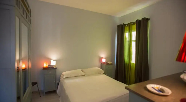 Коттедж с 2 комнатами GGHH House Hotel