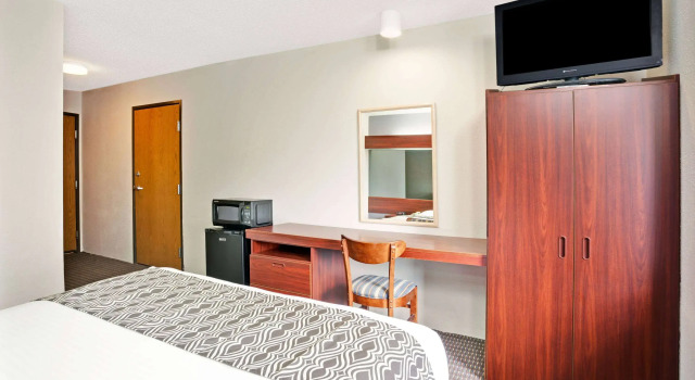Microtel Inn & Suites by Wyndham Roseville/Detroit Area, Boek Hotel Hotels in Mt Clemens met ontbijt, Ontbijt