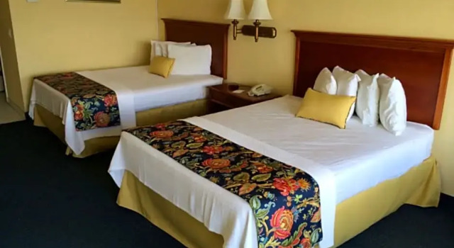 Номер Standard oceanfront Emerald Shores Hotel - Daytona Beach