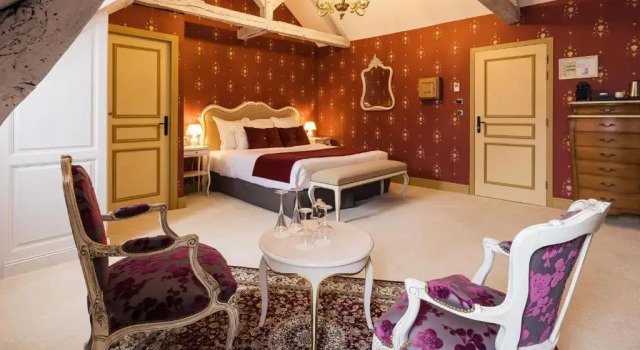 Люкс Deluxe LE PETIT MANOIR