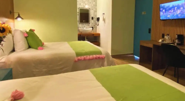 Четырёхместный номер Superior Hotel Casa del Sol
