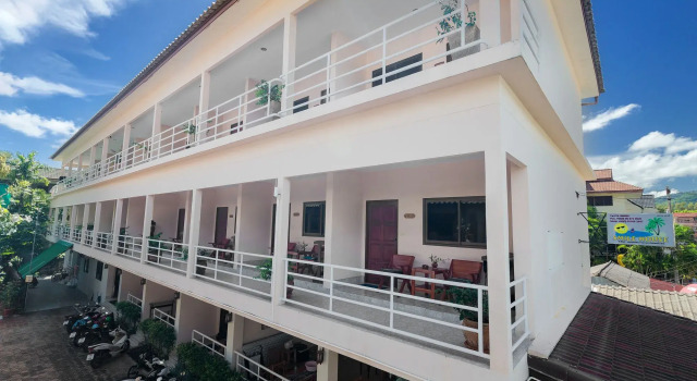 Smile House Karon