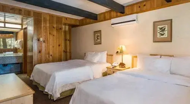 The Pines Resort - 5 Nights, Bass Lake, USA, Забронировать Курортный отель Отели Басс-Лейк с бассейном, Бассейн