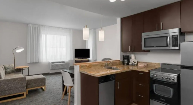Люкс с 2 комнатами TownePlace Suites by Marriott Denver Airport at Gateway Park