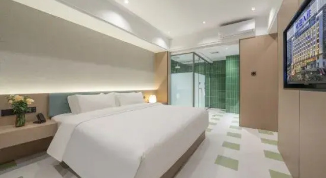 Люкс Century Holiday Hotel