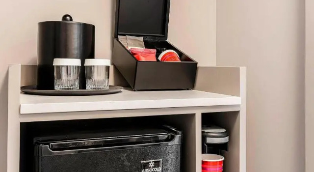 Четырёхместный номер Standard New York LaGuardia Airport Marriott
