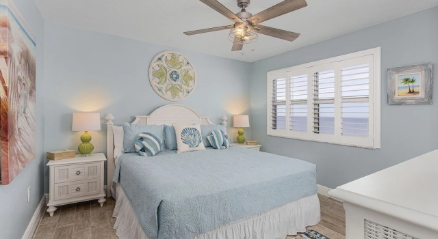 Beach Villas # 304 - Bogo24 2 Bedroom Condo by RedAwning