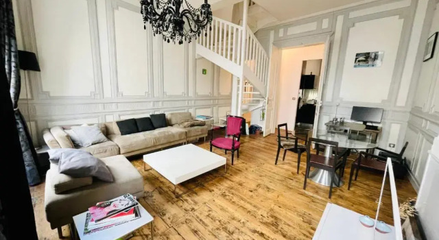 Апартаменты T4 apartment in the heart of old Bordeaux close to all amenities